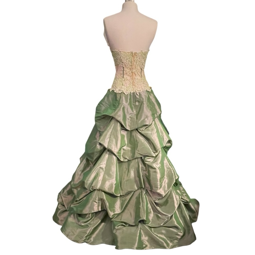 Jovani Green Iridescent‎ Strapless Ball Gown Corset Lace Pageant Dress Size 4 - Picture 5 of 16